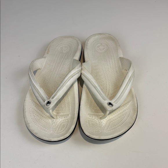 CROCS Women's White Sandals - Picture 1 of 6